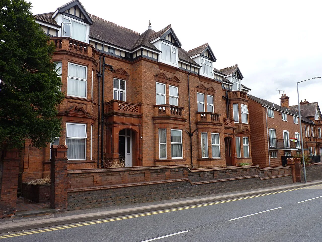 Houses on Ombersley Road in Barbourne. The Barbourne and Rainbow Hill area had a median sold price of £245,000 in the year to September 2025